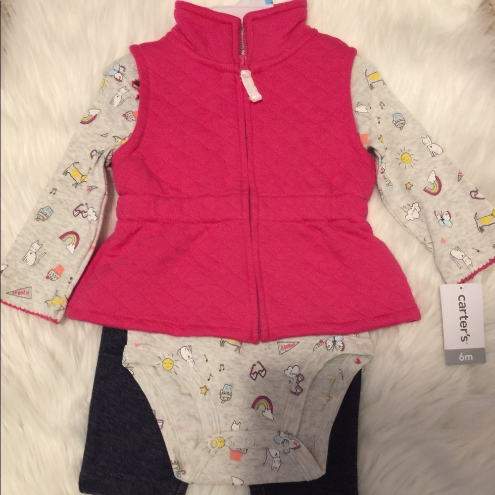 Carters outfit size 6 month